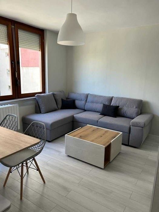 Дава се под наем Двустаен апартамент в София, Стрелбище - 65 кв.м за 459 € - Снимка #1