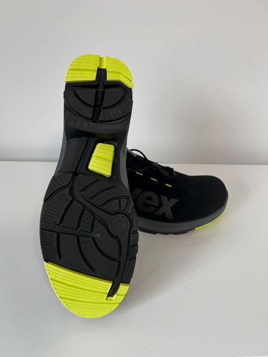 Pantofi Uvex marimea 47