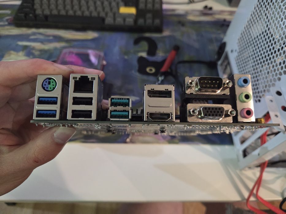 Placa de baza Asus N100i-D + 250 GB ssd + 16 GB ram + pcie to sata