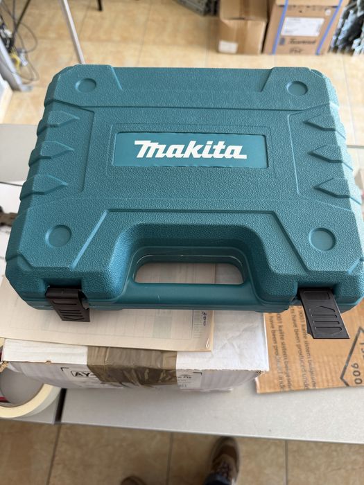 Makita - чисто ново