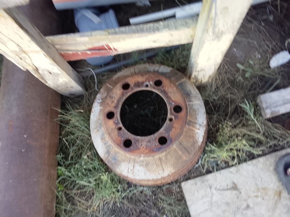 Продам запчасти на автобус паз