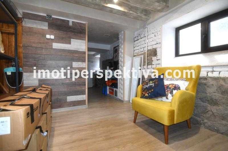 Продава се Тристаен апартамент в Пловдив, Беломорски - 105 кв.м за 1117 €/кв.м - Снимка #13