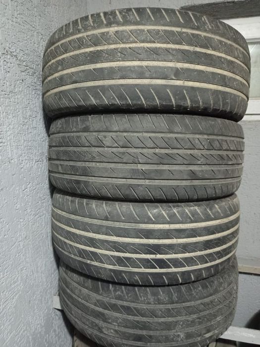 Шины R17 летние.