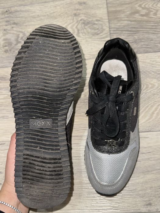 Дамски маратонки