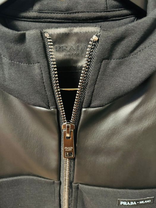Hanorac Prada - Mărimea S - Calitate premium