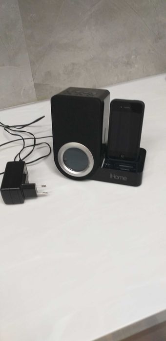 Сотовый телефон. Айфон 4.