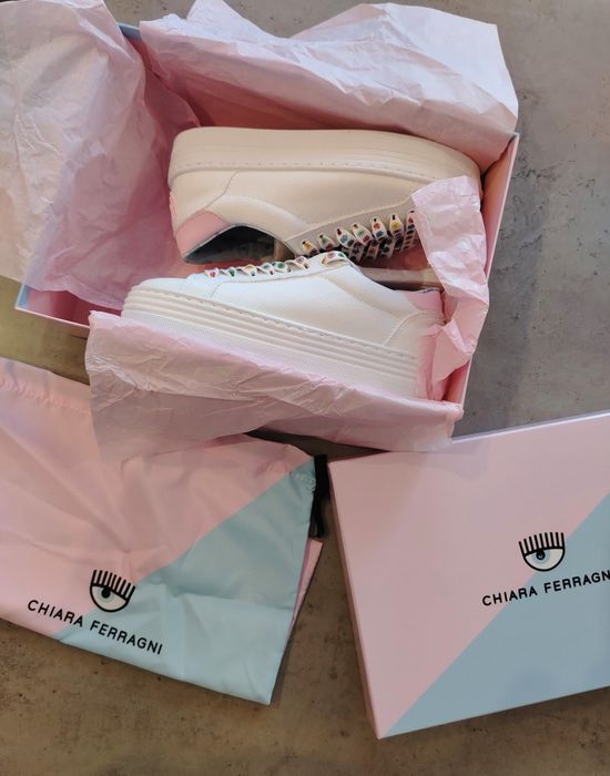 Бели кецове Chiara Ferragni