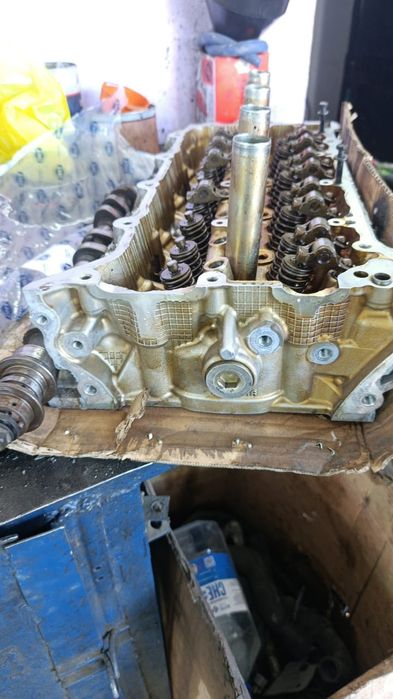 Продам головка от тоиота обем  2.5