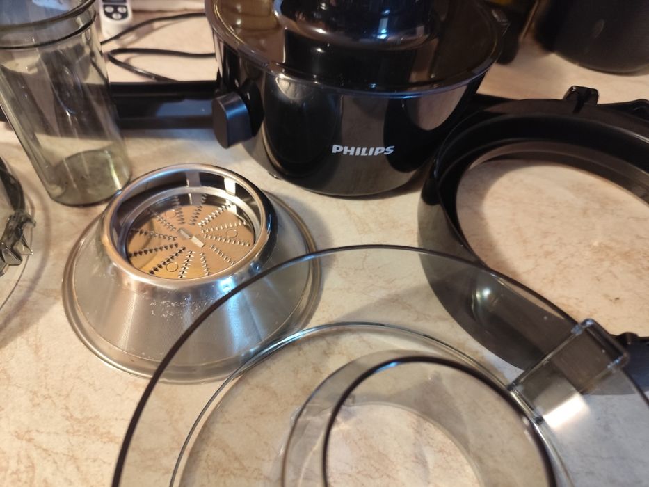 Продавам сокоистисквачка PHILIPS
СОКОИЗСТИСКВАЧКА PHILIPS HR1832/02