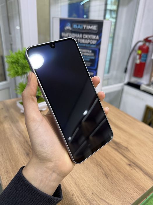 Samsung Galaxy A17