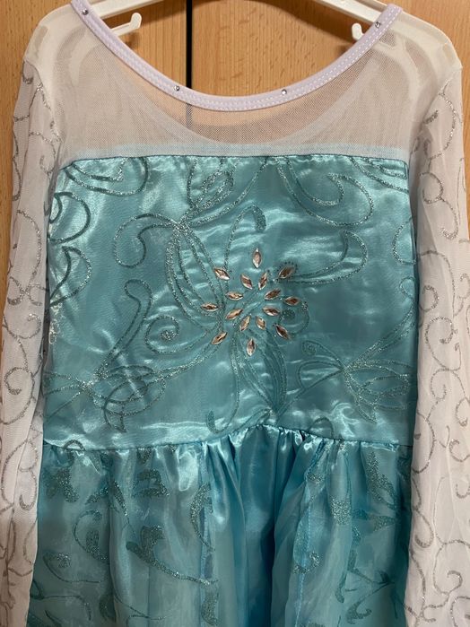 Rochita Frozen Elsa 6 ani 120 cm