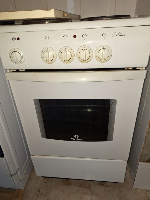 Продам электрическую печь