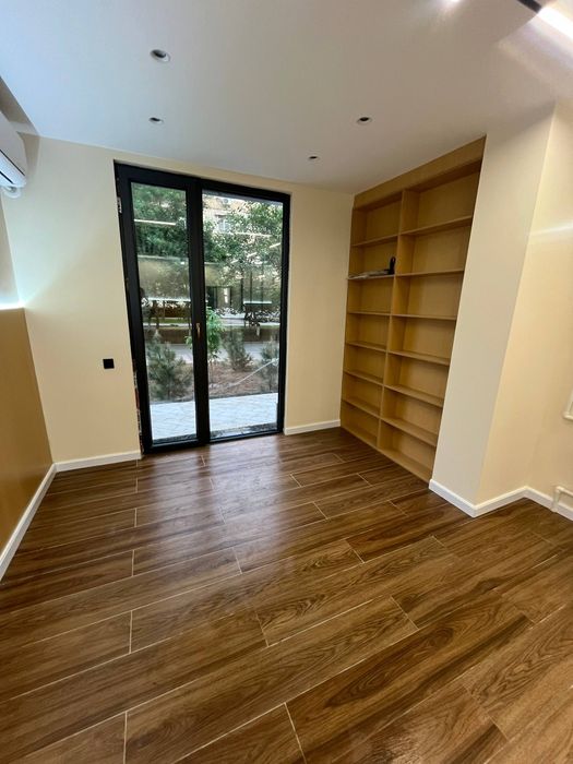 Ofis arendaga beriladi.