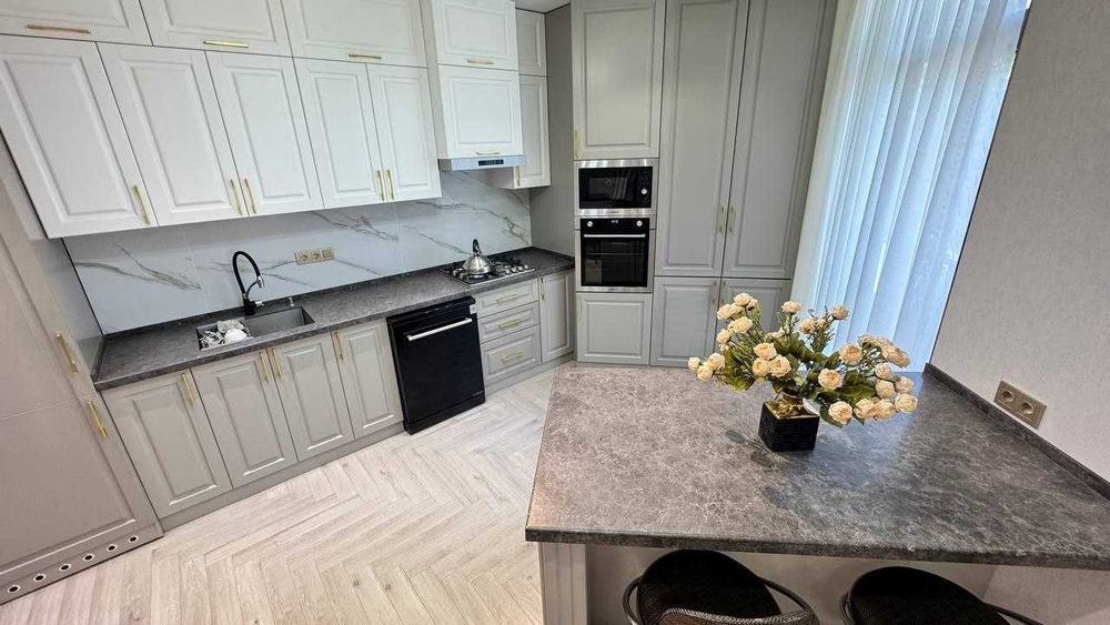 Сдается в Аренду 3х-комнатная квартира в ЖК "TIARA"