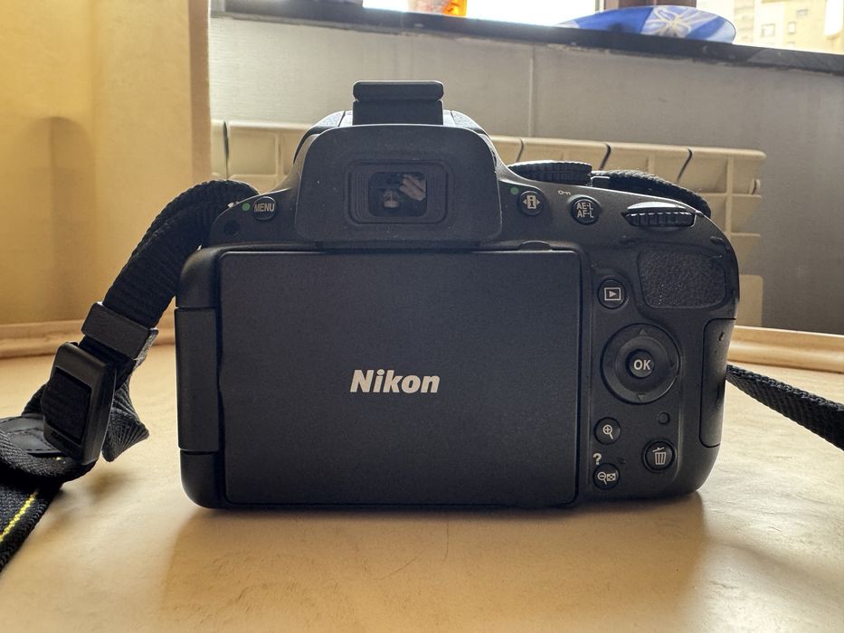 Продам фотоаппарат Nikon D5100