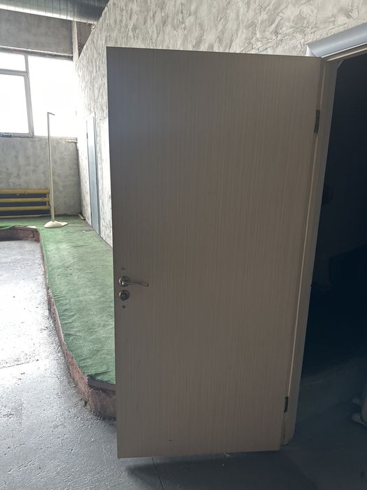Срочно продается двери б/у ағаш есік ағаш