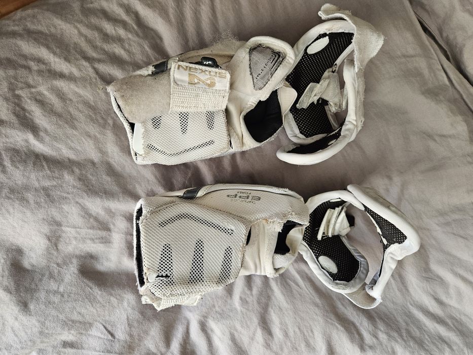 Хоккейные налокотники