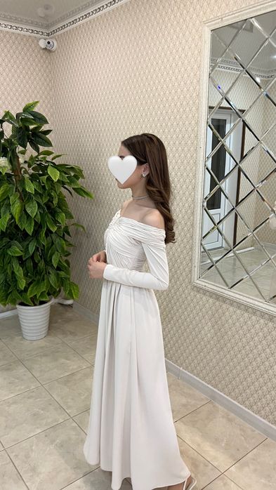 Нежное вечернее платье