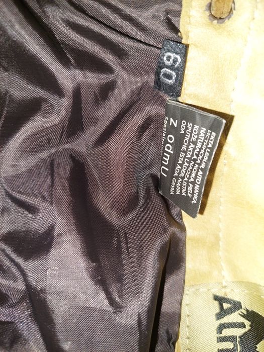 Pantaloni bavarezi,piele intoarsa,mărime 60,maro deschis