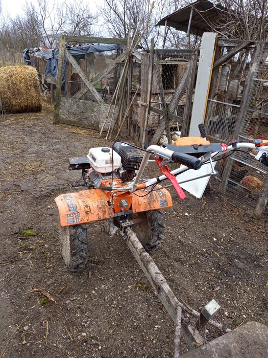 De vanzare motocultor
