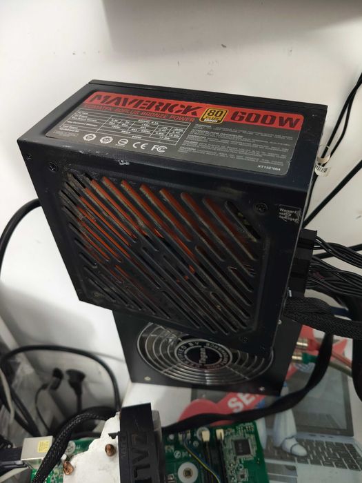Sursa Maverick 600W 80+ bronze semimodulara
