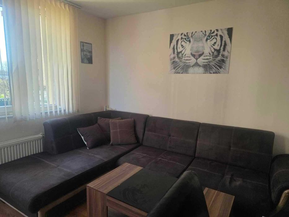 Двустаен имот в кв.Обеля