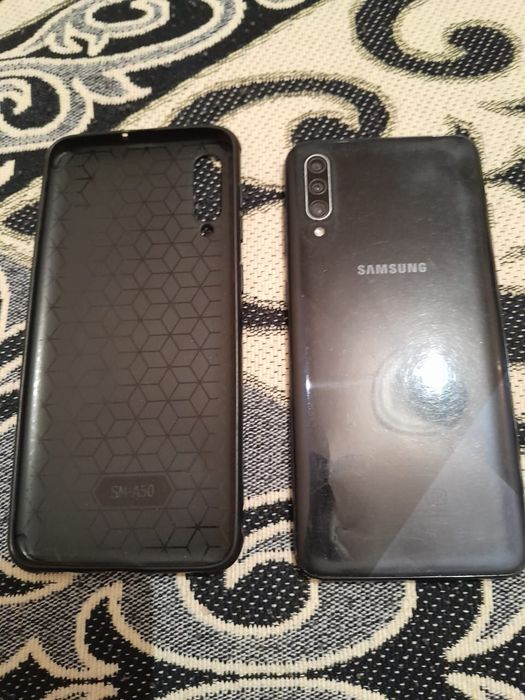 Самсунг А 30 с   сатылады