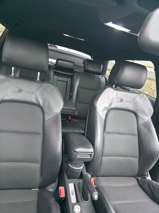 Audi A3 Sportback S-Line 1.4 TFSI DSG | Bose | Bi-Xenon | Navi | Încălzire scaune
