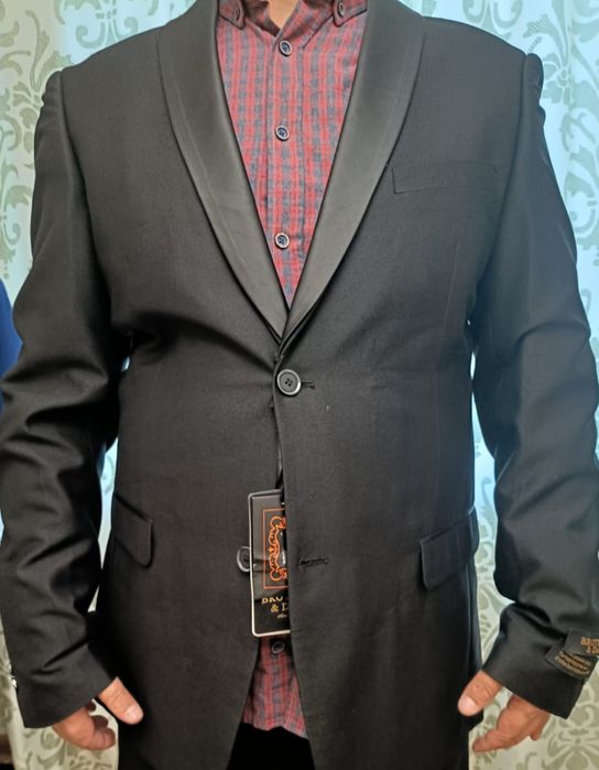 Продам костюм мужской
