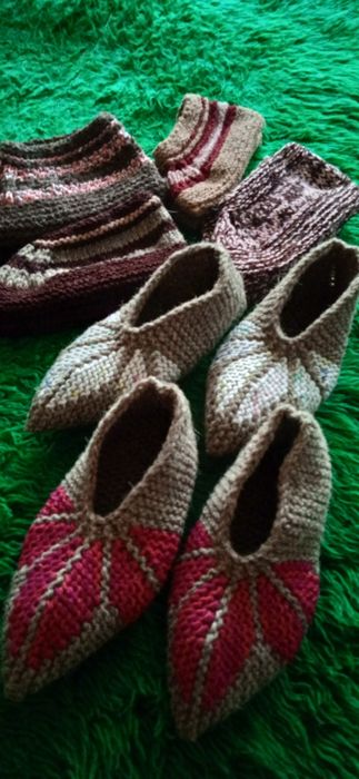 Вълнени чорапи и вълнени терлички