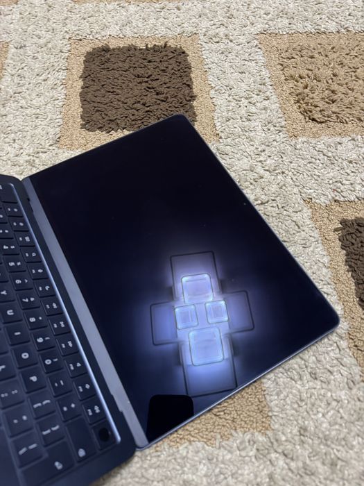 Macbook Air M2 8GB RAM, 512 GB SSD