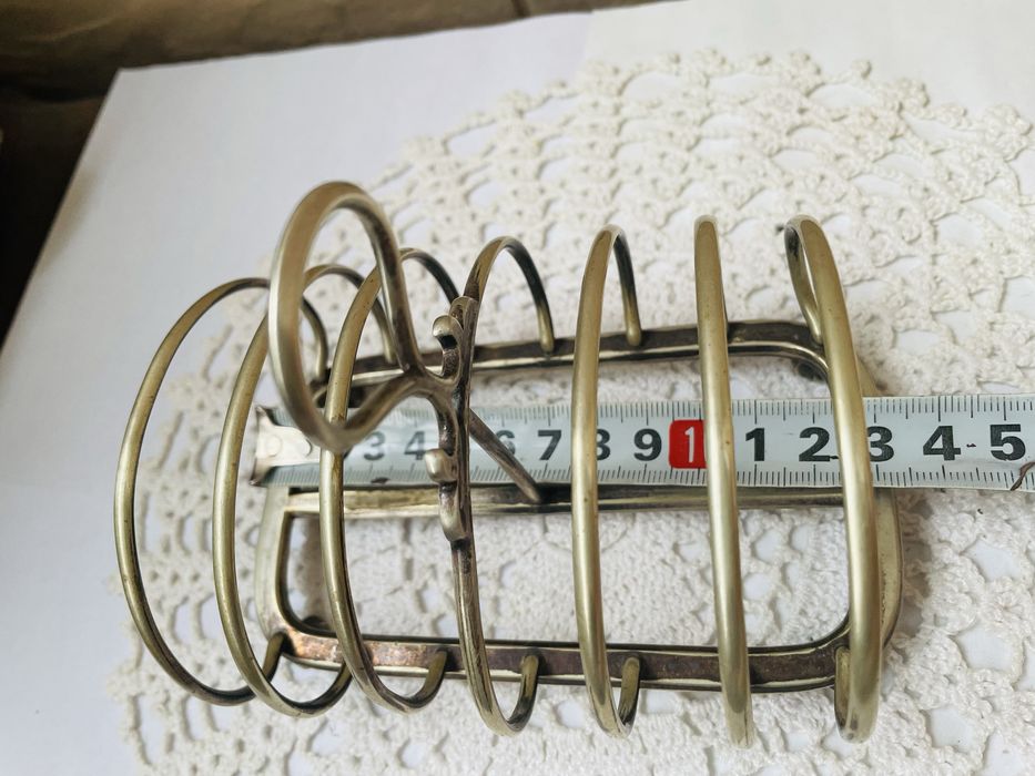 Красива посребрена поставка за филийки от Англия