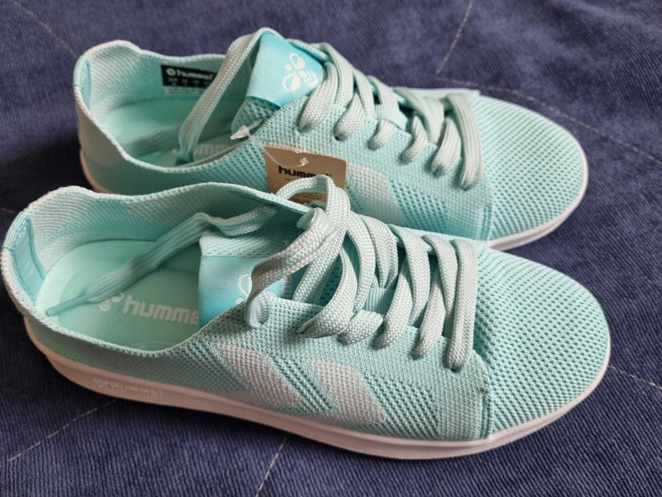 Нови свежарски дамски маратонки/кецове Hummel