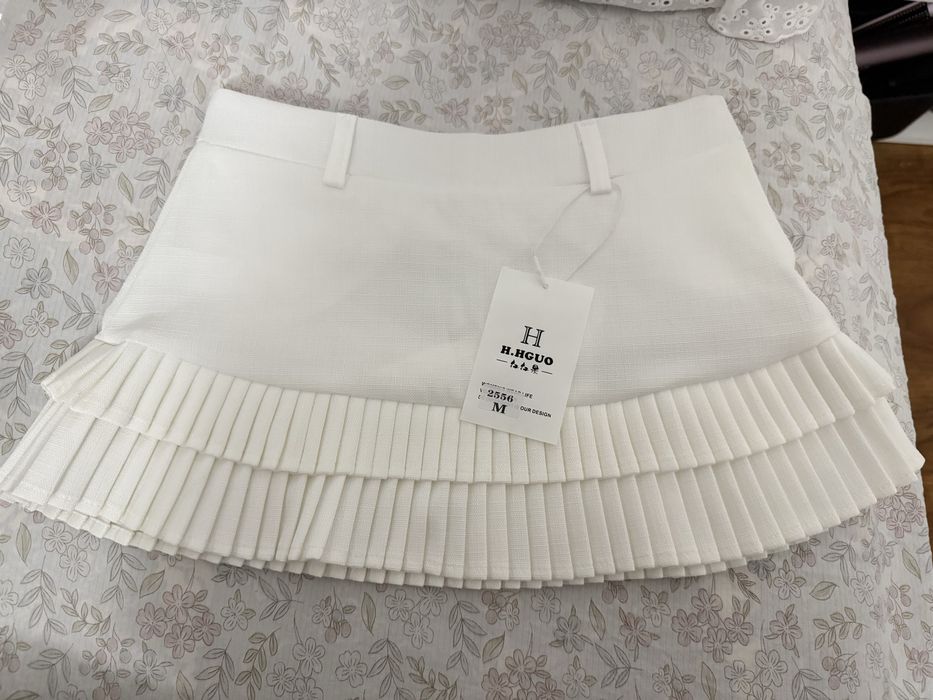 Белая юбка мини