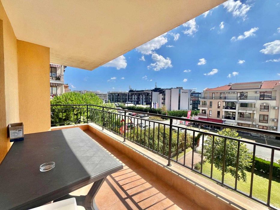 Продава се Тристаен апартамент в Свети Влас - 137 кв.м за 555 €/кв.м - Снимка #10