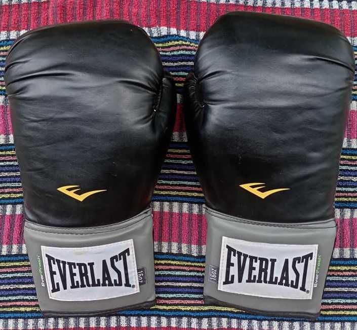 Manusi de box Everlast