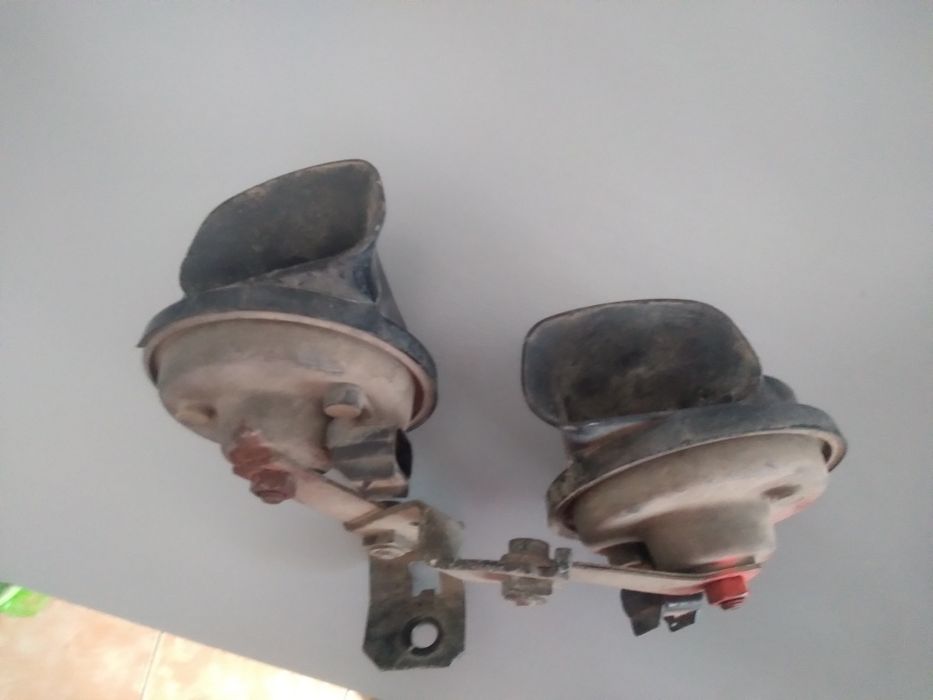 Vând claxon pentru opel astra h 1.7 cdti 2006