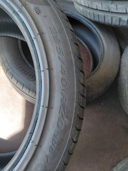 295/40/20" Pirelli 2бр.гуми.Дот2022