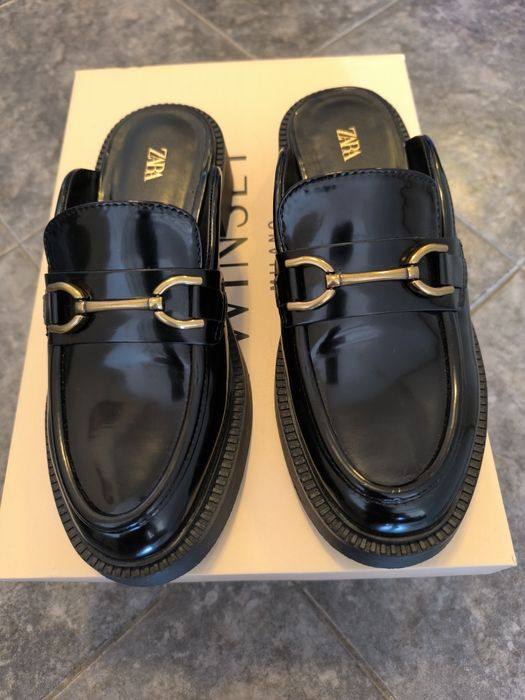 Уникални дамски мокасини на zara
