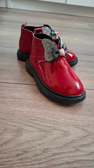 Ботинки  для девочки