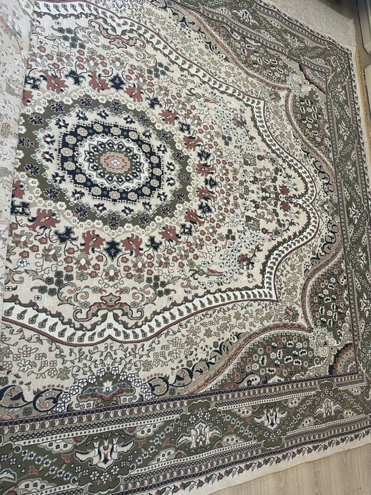 Продам ковер 3х4