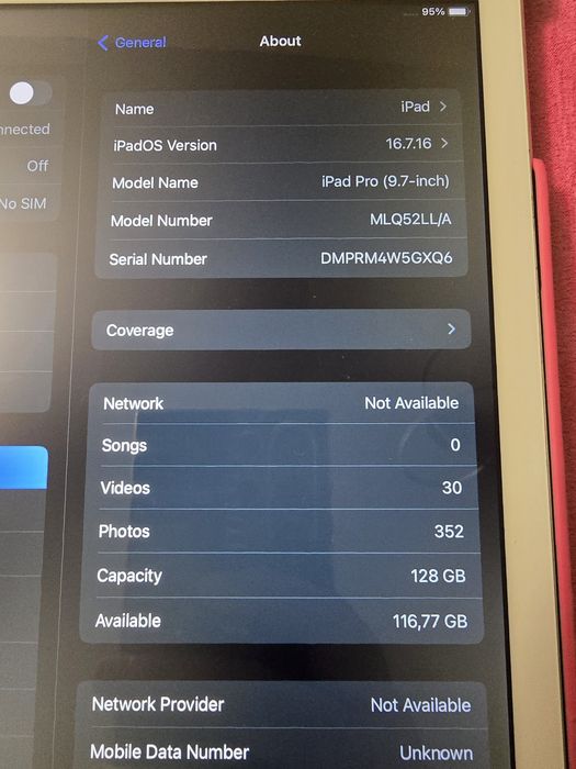 iPad Pro 9.7" 128GB с розов калъф