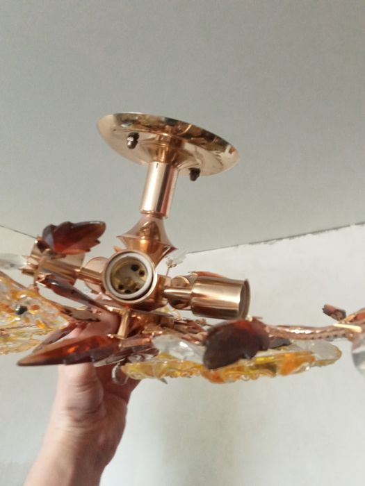 Люстра на 5ть лампочек