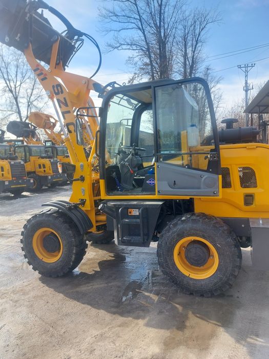 Погрузчик 930  SZLC