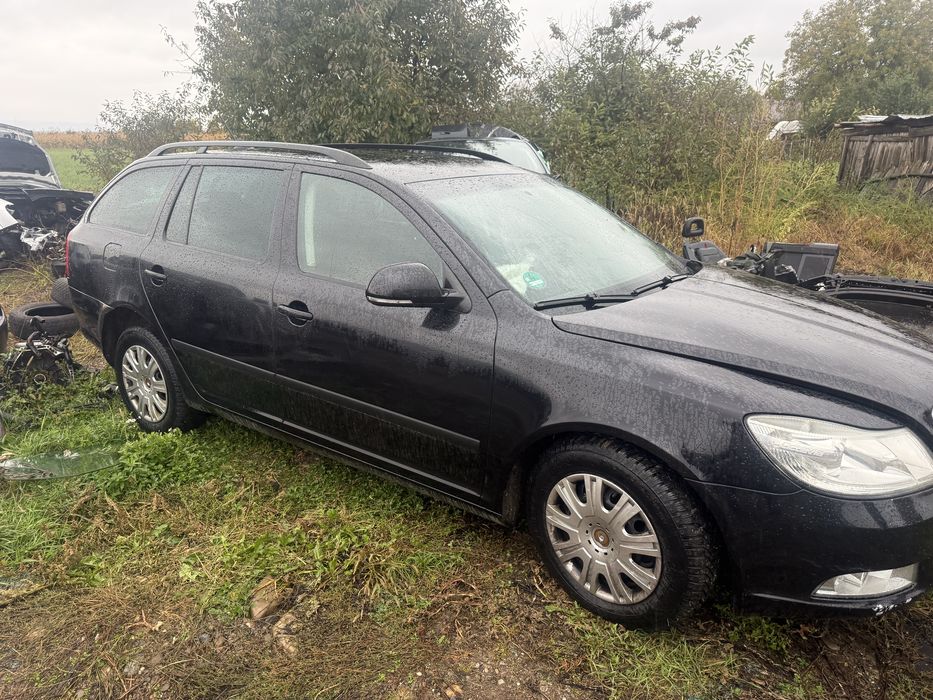 Piese skoda octavia 2 facelift negru