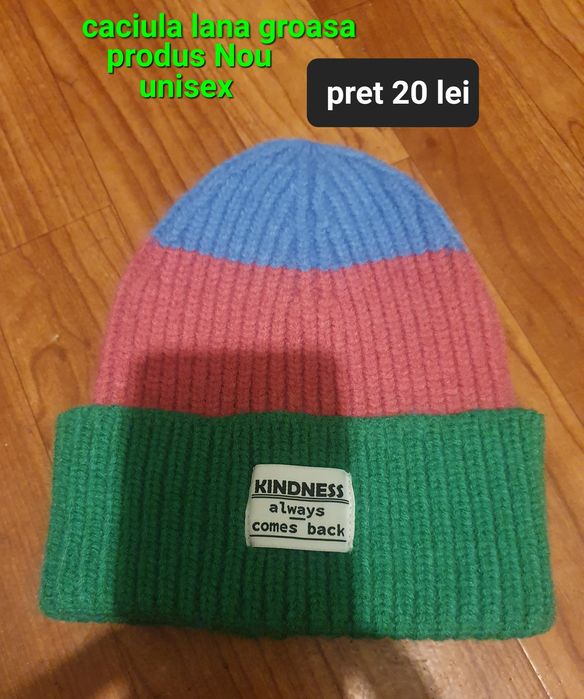 Caciuli groase dama / Noi