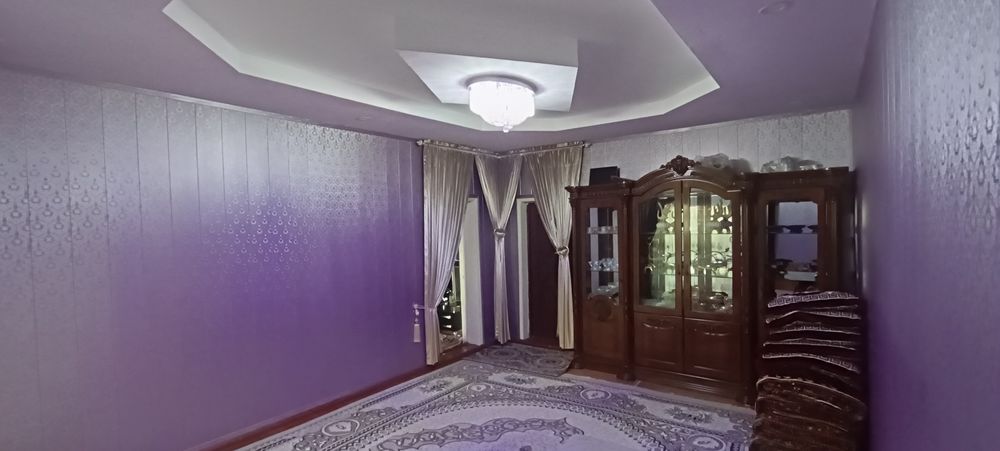 Dom Bogʻishamol mahallasida 4 honadan iborat