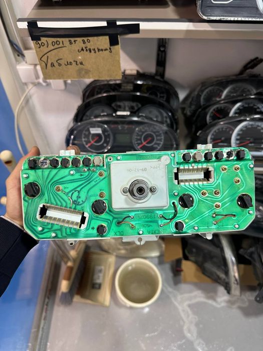 Nexia Speedometr  sotiladi. Продается спидометр Нексия.