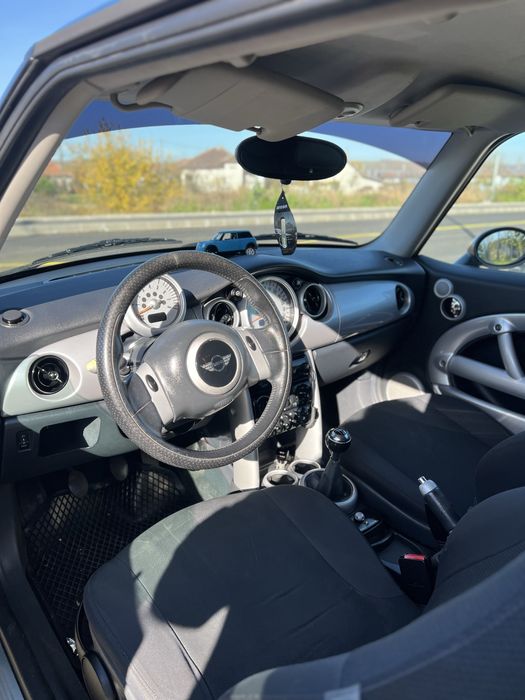 Mini Cooper 1.6 Blue
