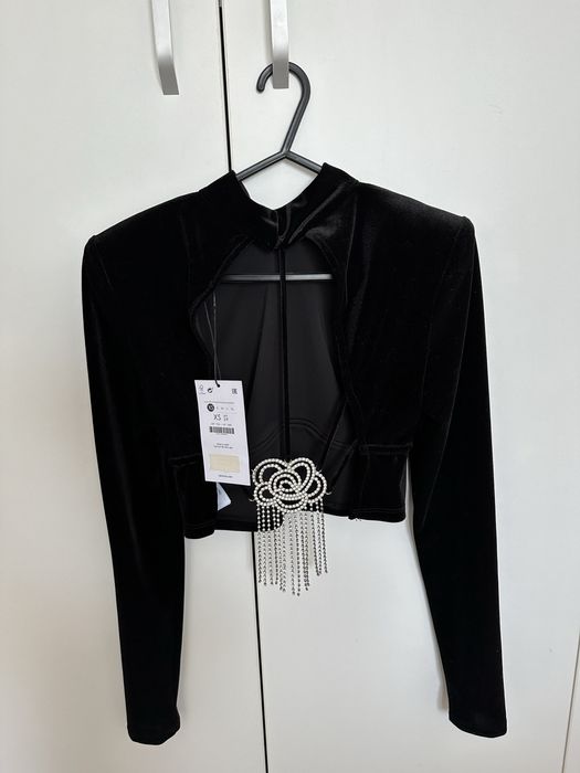 Top din catifea Bershka nou